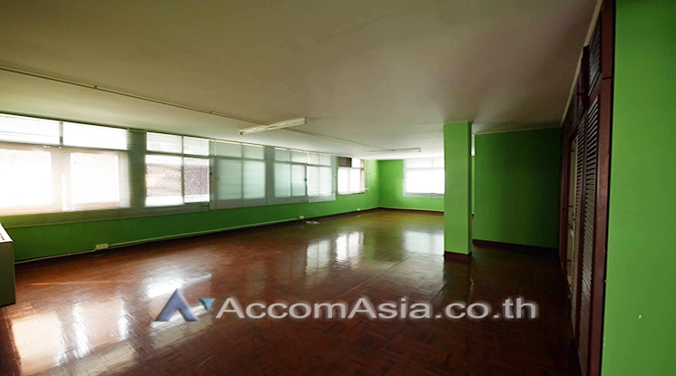 9  Studio Townhouse For Rent in Sathorn ,Bangkok BTS Chong Nonsi - BRT Technic Krungthep AA17972