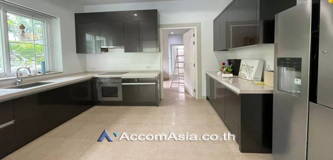 13  4 br House For Rent in Sukhumvit ,Bangkok BTS Ekkamai - BTS Phra khanong AA17973