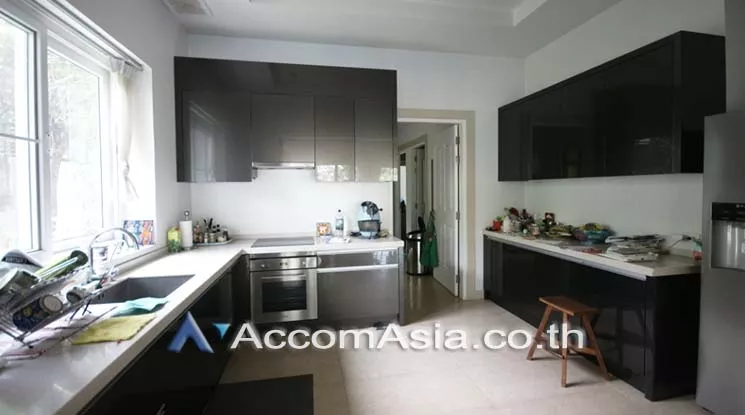 12  4 br House For Rent in Sukhumvit ,Bangkok BTS Ekkamai - BTS Phra khanong AA17973