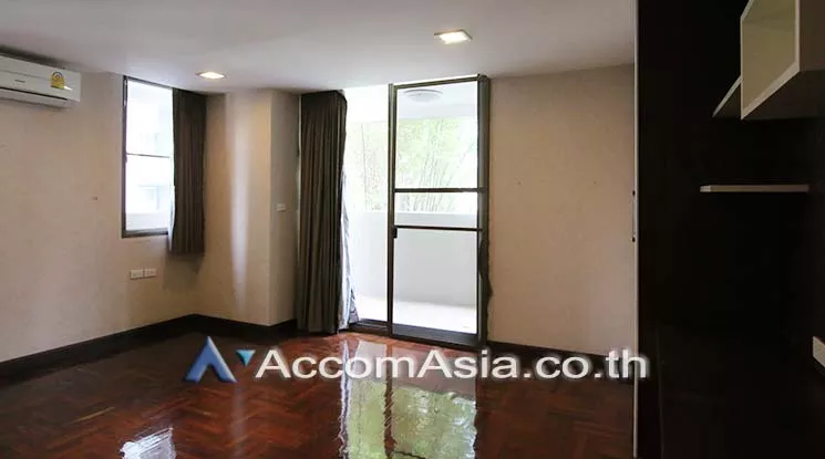 10  4 br Apartment For Rent in Sukhumvit ,Bangkok BTS Phrom Phong at Family Size Desirable AA17975