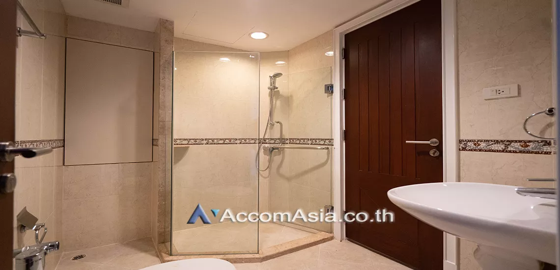 11  4 br Apartment For Rent in Sukhumvit ,Bangkok BTS Phrom Phong at Children Dreaming Place AA17978