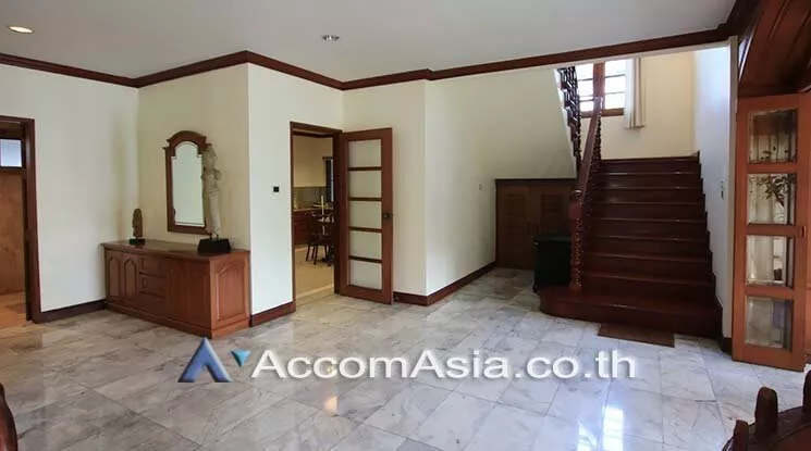 7  4 br House for rent and sale in Samutprakan ,Samutprakan  at Exclusive House in compound 50214