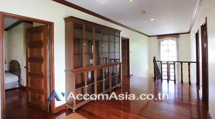 12  4 br House For Rent in  ,Samutprakan  at Exclusive House in compound 50214