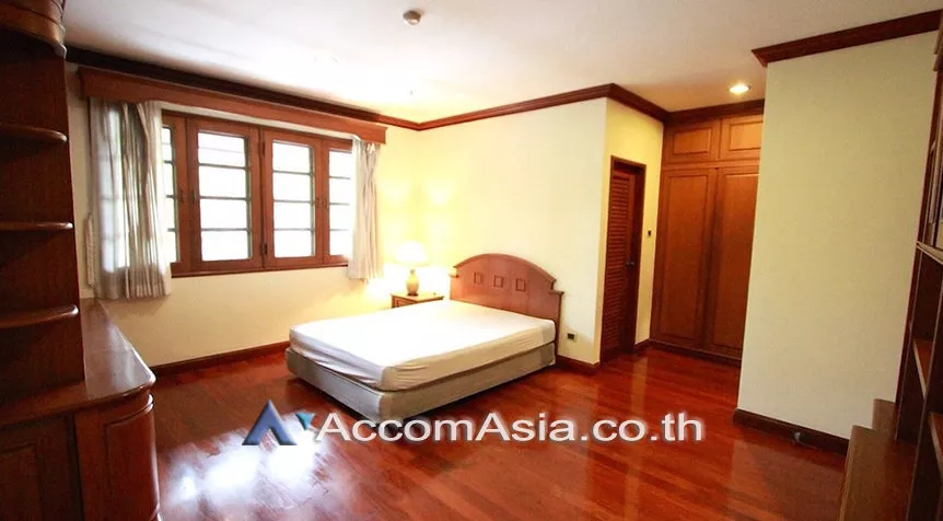19  4 br House For Rent in  ,Samutprakan  at Exclusive House in compound 50214