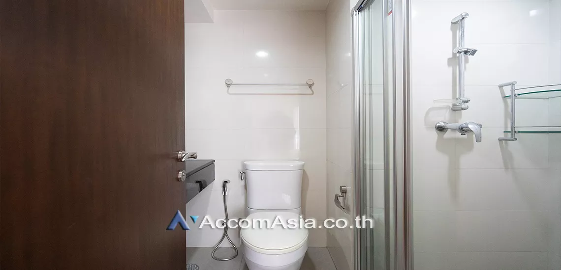 7  2 br Apartment For Rent in Sukhumvit ,Bangkok BTS Asok - MRT Sukhumvit at Peaceful residential AA18027