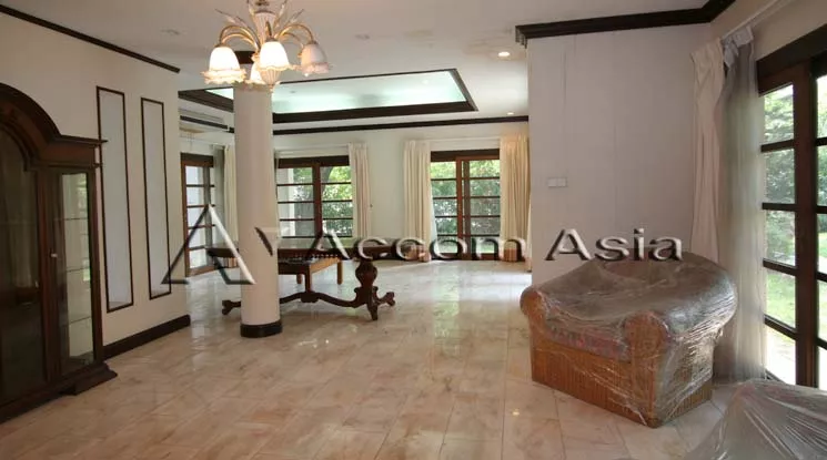  4 Bedrooms  House For Rent in ,   near BTS Bang Na (50216)