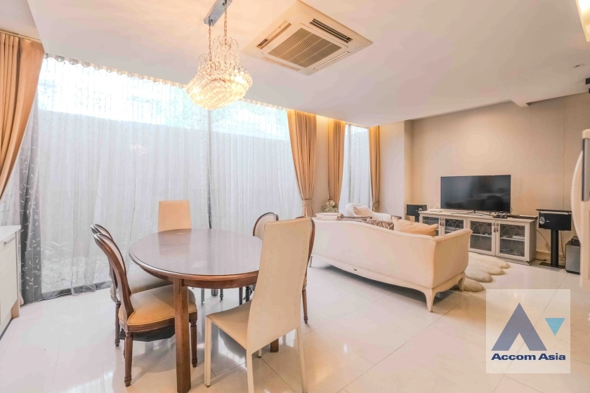  1  4 br House For Sale in Sukhumvit ,Bangkok BTS Phra khanong at Residence Sukhumvit 65 AA18039