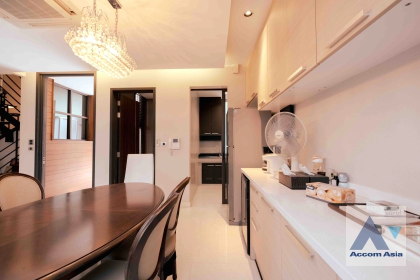 6  4 br House For Sale in Sukhumvit ,Bangkok BTS Phra khanong at Residence Sukhumvit 65 AA18039