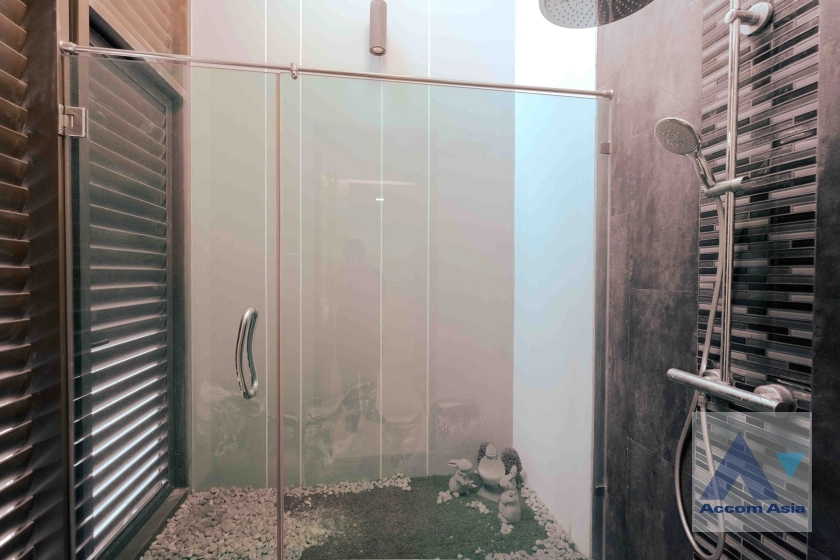 15  4 br House For Sale in Sukhumvit ,Bangkok BTS Phra khanong at Residence Sukhumvit 65 AA18039