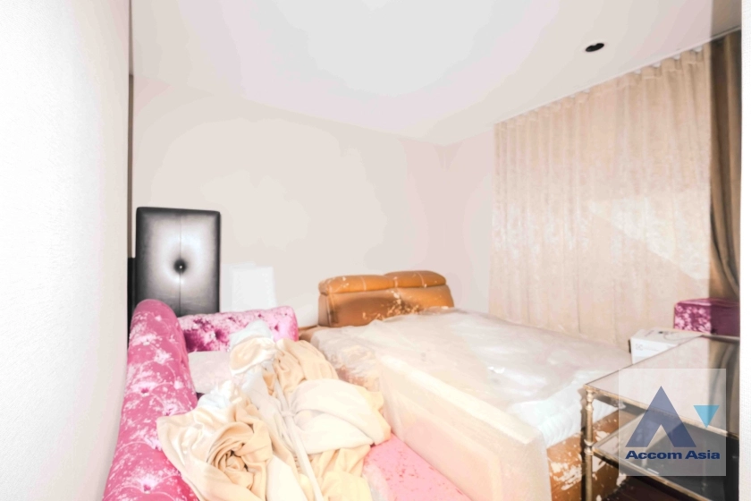 18  4 br House For Sale in Sukhumvit ,Bangkok BTS Phra khanong at Residence Sukhumvit 65 AA18039