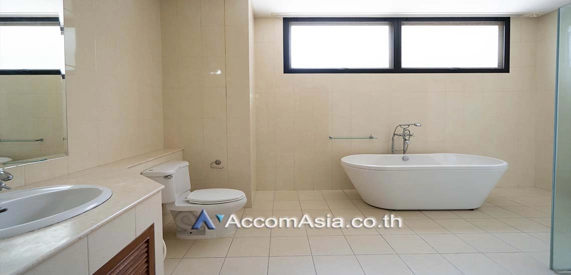 14  4 br House For Rent in Sukhumvit ,Bangkok BTS Nana AA18040