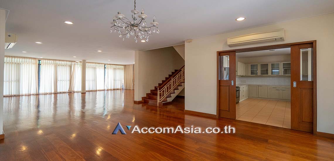 4 br House For Rent in sukhumvit, Bangkok AA18040 /