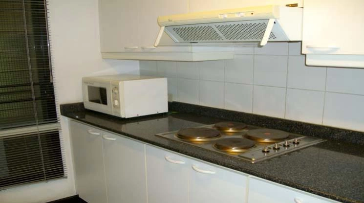 6  2 br Apartment For Rent in Sathorn ,Bangkok BTS Sala Daeng - MRT Lumphini at Homely Atmosphere - Walk to MRT. 10277