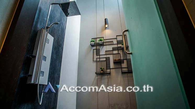 9  4 br House for rent and sale in Sukhumvit ,Bangkok BTS Phra khanong at Residence Sukhumvit 65 AA18070