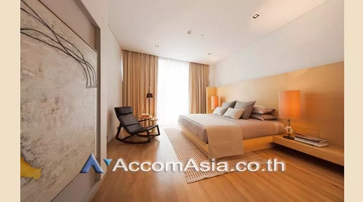 5  2 br Condominium For Sale in Silom ,Bangkok BTS Sala Daeng - MRT Silom at Saladaeng Residences AA18083