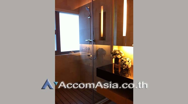 6  2 br Condominium For Sale in Silom ,Bangkok BTS Sala Daeng - MRT Silom at Saladaeng Residences AA18083