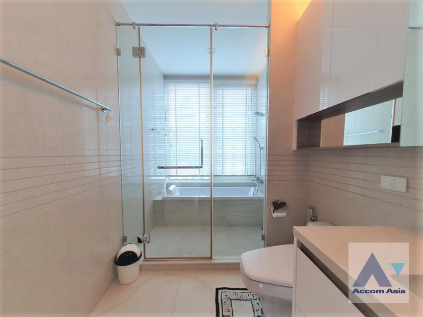 23  2 br Condominium For Sale in Ploenchit ,Bangkok BTS Chitlom at Q Langsuan  AA18085