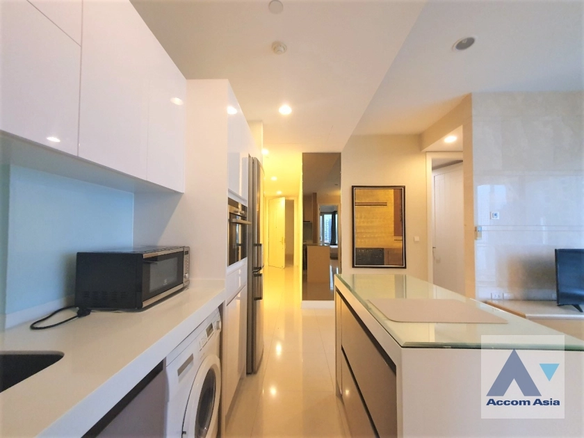 20  2 br Condominium For Sale in Ploenchit ,Bangkok BTS Chitlom at Q Langsuan  AA18085