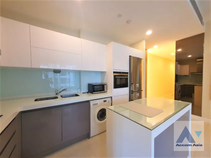 10  2 br Condominium For Sale in Ploenchit ,Bangkok BTS Chitlom at Q Langsuan  AA18085