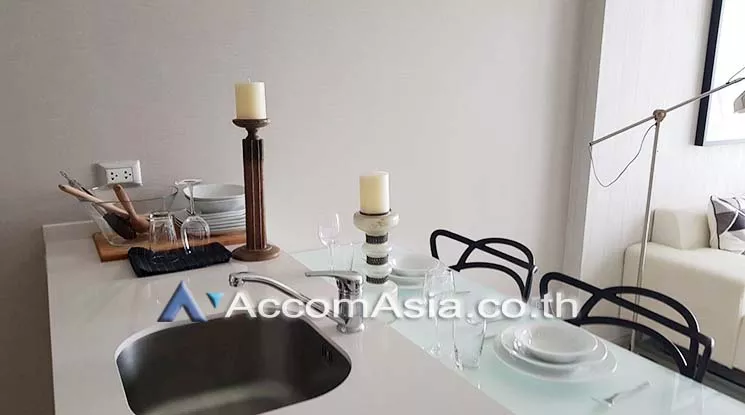 unit 1 Bedroom  Condominium For Rent in Sukhumvit, Bangkok  near BTS Ekkamai (AA18093)