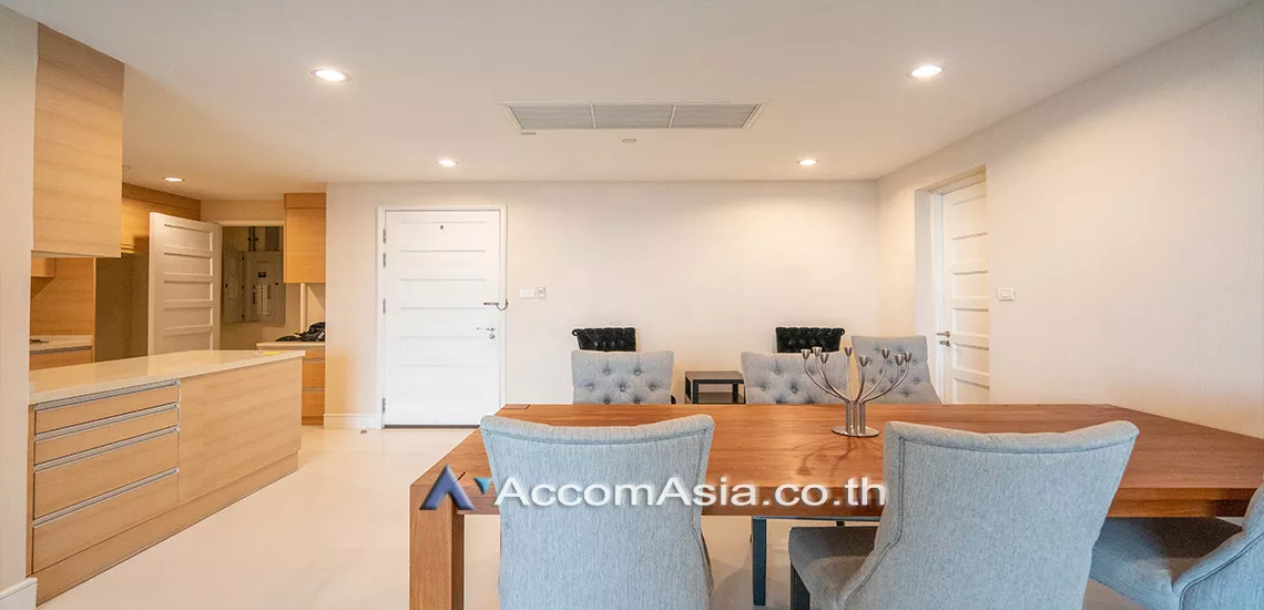 Pet friendly |  2 Bedrooms  Condominium For Rent & Sale in Sukhumvit, Bangkok  near BTS Phrom Phong (AA18104)