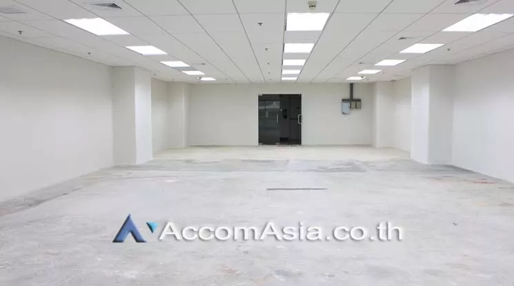  1  Office Space For Rent in Ploenchit ,Bangkok  at President Tower AA18112