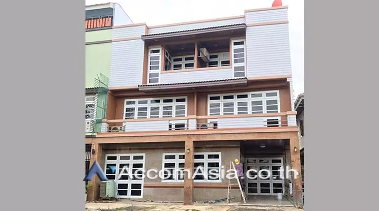 unitHome Office, Pet friendly |  4 Bedrooms  Townhouse For Rent in Sukhumvit, Bangkok  near BTS Bang Na (AA18121)