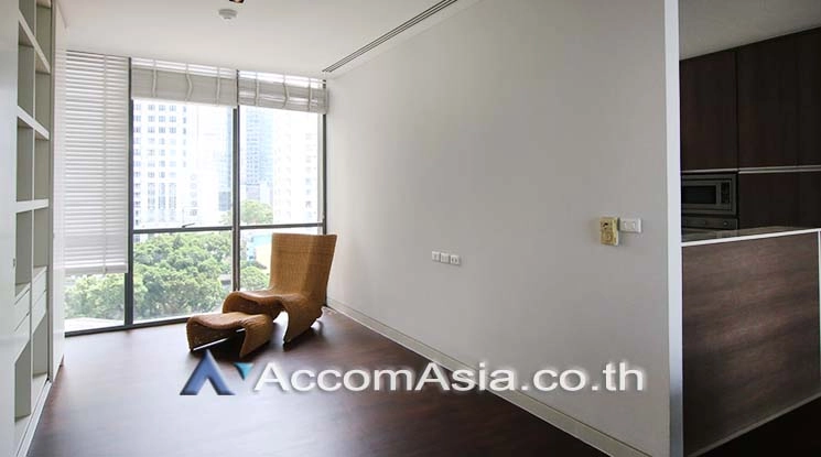 unit 2 Bedrooms  Condominium For Rent in Sukhumvit, Bangkok  near BTS Asok - MRT Sukhumvit (AA18124)