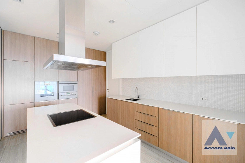 4  3 br Condominium For Rent in Ploenchit ,Bangkok BTS Ratchadamri - MRT Silom at 185 Rajadamri AA18126