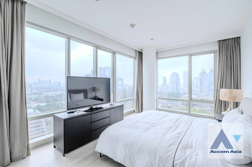 5  3 br Condominium For Rent in Ploenchit ,Bangkok BTS Ratchadamri - MRT Silom at 185 Rajadamri AA18126