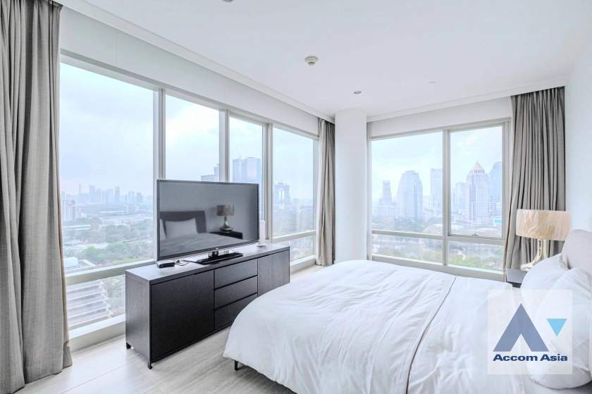 5  3 br Condominium For Rent in Ploenchit ,Bangkok BTS Ratchadamri at 185 Rajadamri AA18126