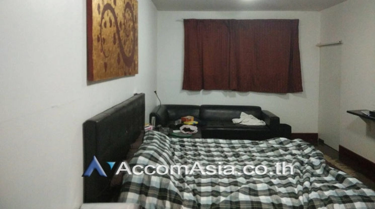 5  3 br House for rent and sale in Sukhumvit ,Bangkok BTS Thong Lo AA18134