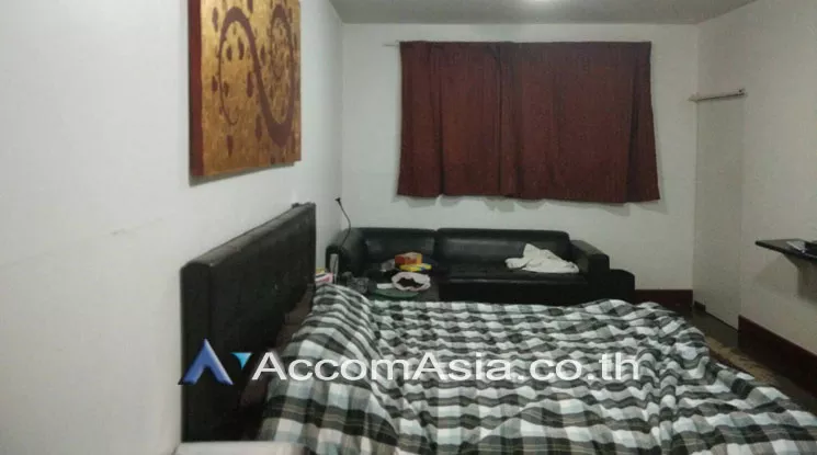5  3 br House for rent and sale in sukhumvit ,Bangkok BTS Thong Lo AA18134