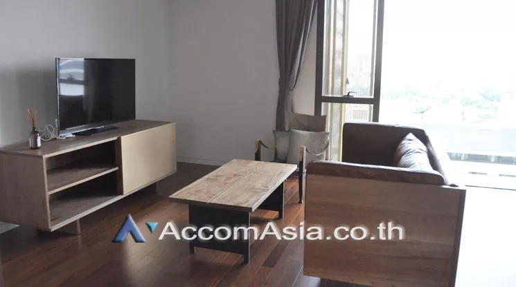  1 Bedroom  Condominium For Rent & Sale in Ploenchit, Bangkok  near BTS Ratchadamri (AA18151)