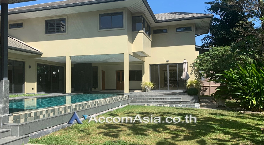 unitHome Office, Garden |  5 Bedrooms  House For Rent & Sale in Sukhumvit, Bangkok  near BTS Phrom Phong (AA18187)
