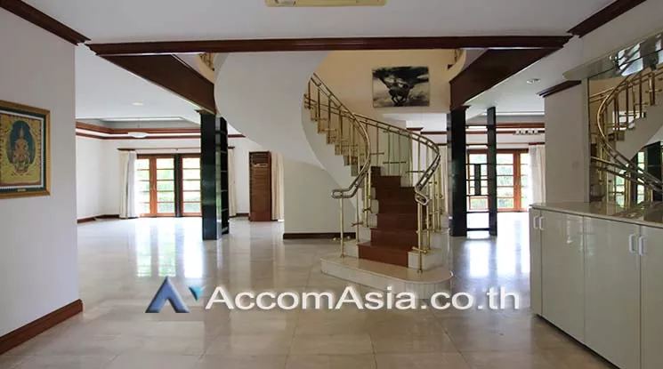 4  5 br House For Rent in  ,Samutprakan BTS Bang Na at Lakeside Villa 1 50231
