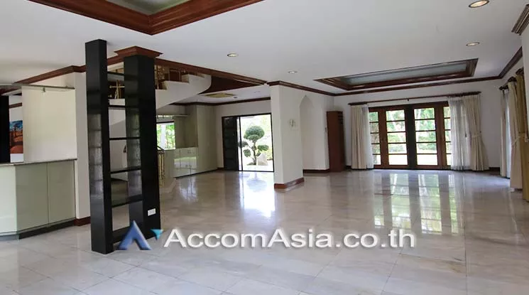 6  5 br House For Rent in Samutprakan ,Samutprakan BTS Bang Na at Lakeside Villa 1 50231