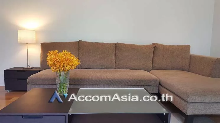  2 Bedrooms  Condominium For Rent in Silom, Bangkok  near BTS Sala Daeng - MRT Silom (AA18219)