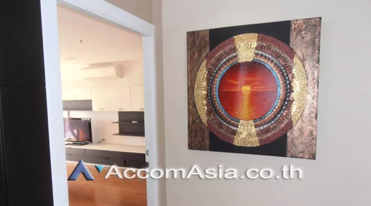 5  2 br Condominium For Rent in Silom ,Bangkok BTS Sala Daeng - MRT Silom at The Legend Saladaeng AA18222