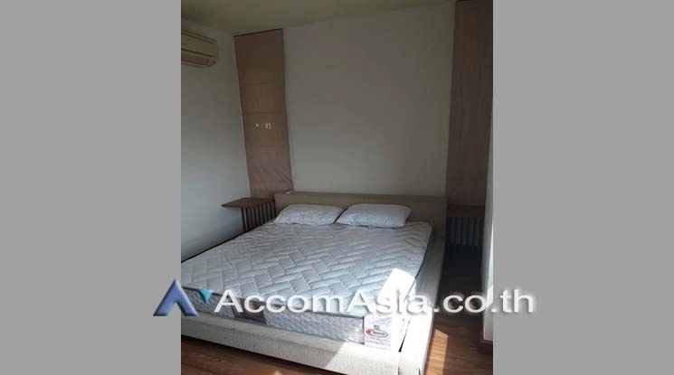 unit 2 Bedrooms  Condominium For Rent in Sukhumvit, Bangkok  near BTS Phra khanong (AA18270)