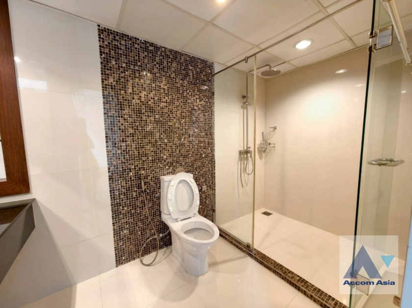 13  3 br Apartment for rent and sale in Sukhumvit ,Bangkok BTS Asok - MRT Sukhumvit at Family Apartment with Lake View AA18281