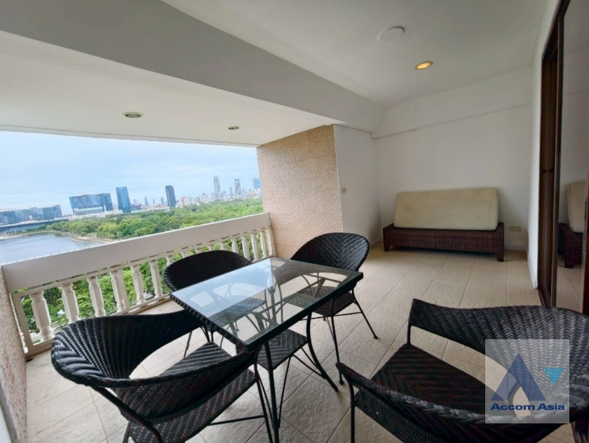 unitPet friendly |  3 Bedrooms  Apartment For Rent & Sale in Sukhumvit, Bangkok  near BTS Asok - MRT Sukhumvit (AA18281)