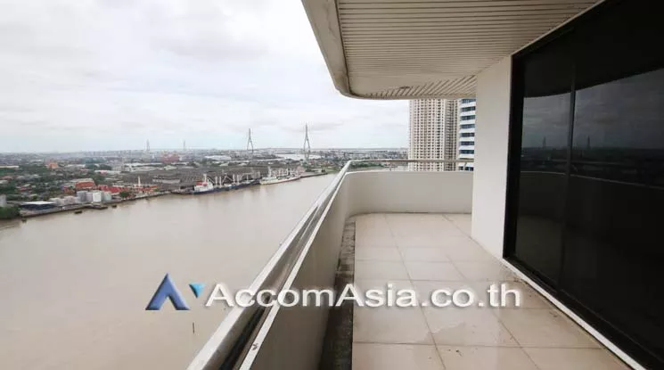  1 Bedroom  Condominium For Sale in Sathorn, Bangkok  near BRT Wat Dan (AA18282)