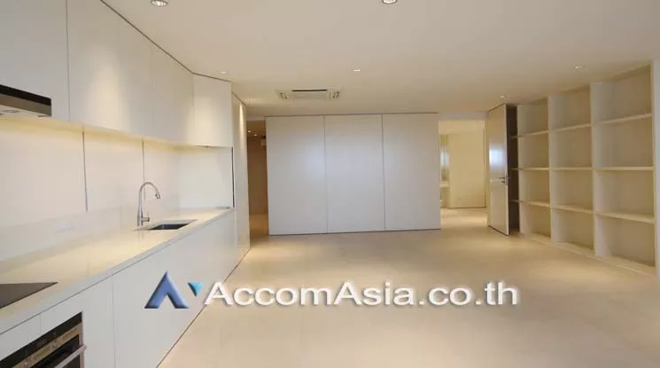  1 Bedroom  Condominium For Sale in Sathorn, Bangkok  near BRT Wat Dan (AA18282)