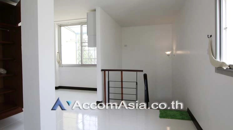 13  3 br House For Rent in Sukhumvit ,Bangkok BTS Phra khanong at Home Place Sukhumvit 71 AA18285