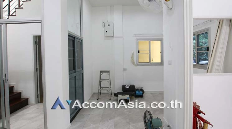 5  3 br House For Rent in Sukhumvit ,Bangkok BTS Phra khanong at Home Place Sukhumvit 71 AA18285