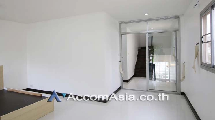 9  3 br House For Rent in Sukhumvit ,Bangkok BTS Phra khanong at Home Place Sukhumvit 71 AA18285