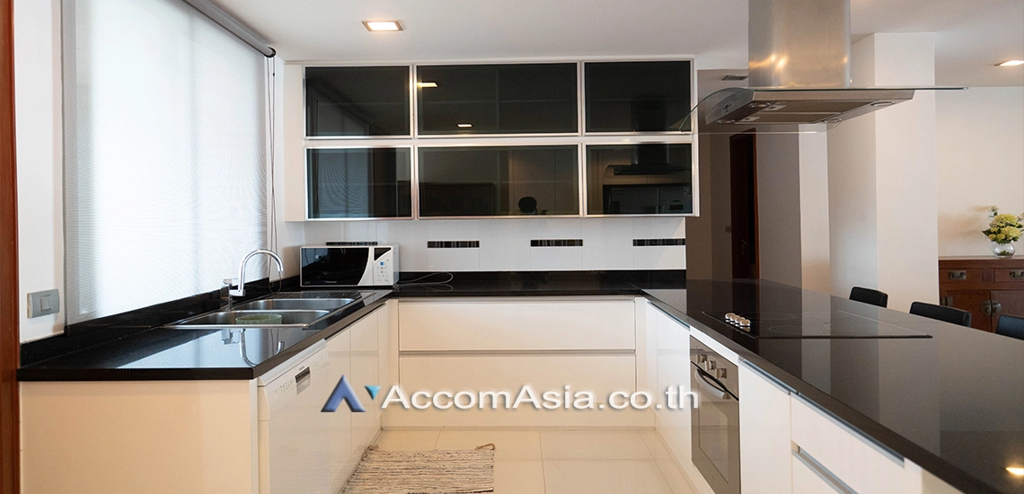 unitPet friendly |  3 Bedrooms  Condominium For Rent in Sukhumvit, Bangkok  near BTS Phra khanong (AA18300)