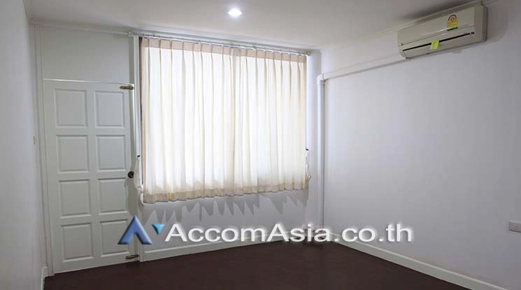 9  4 br Townhouse For Rent in Sukhumvit ,Bangkok BTS Nana AA18310