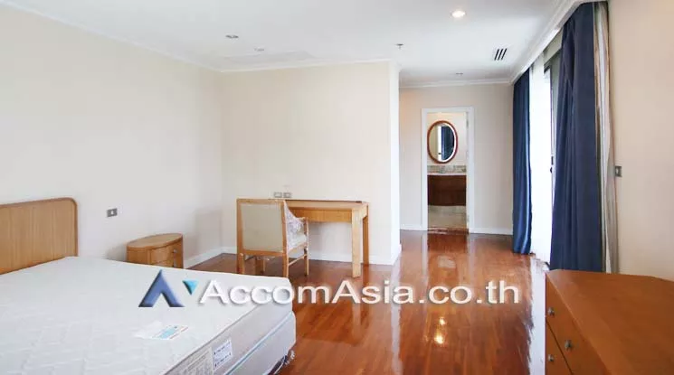 8  2 br Apartment For Rent in Sukhumvit ,Bangkok BTS Phrom Phong at Cosy and perfect for family AA18314